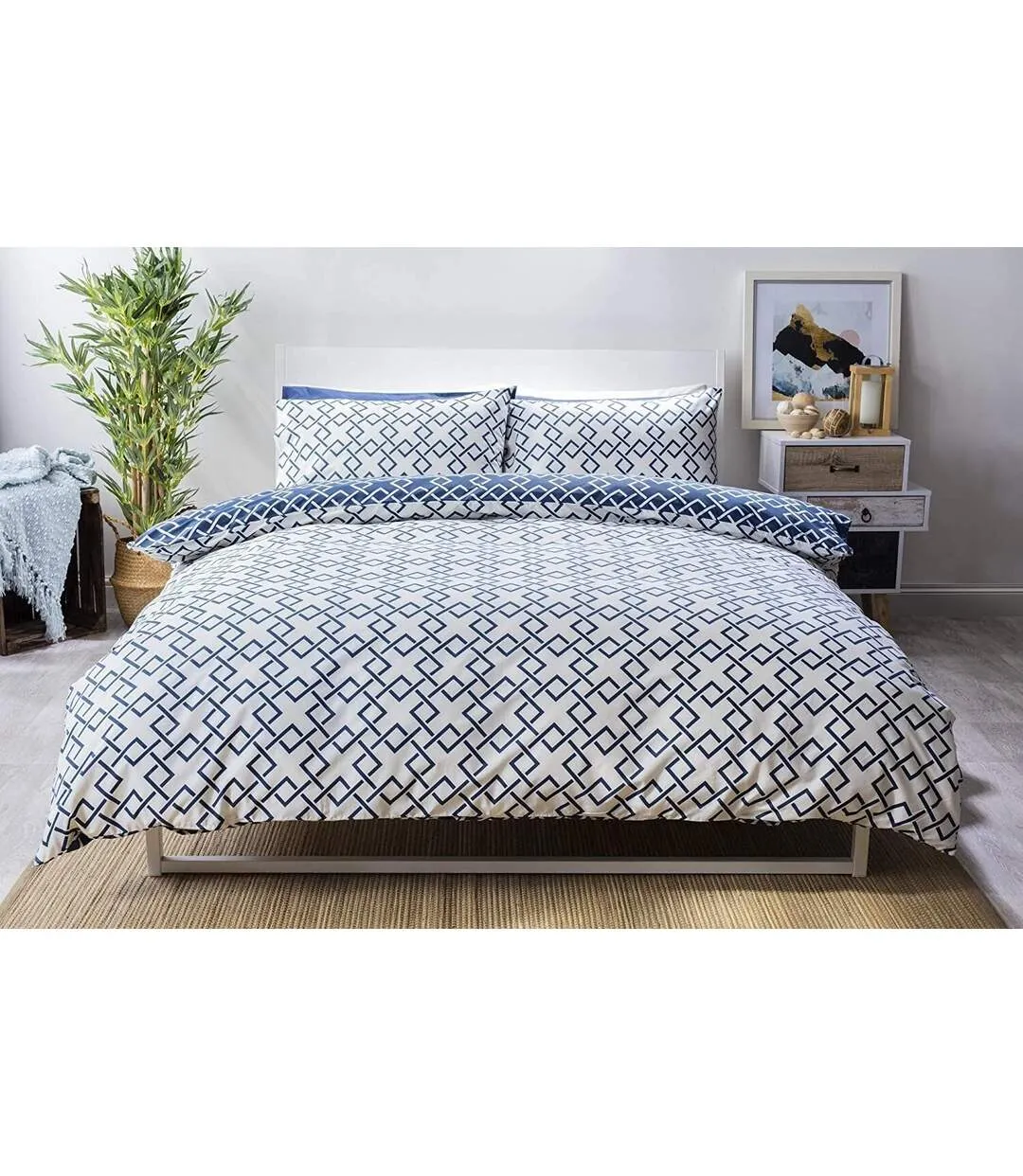 Atlanta duvet cover set navy/ivory Belledorm