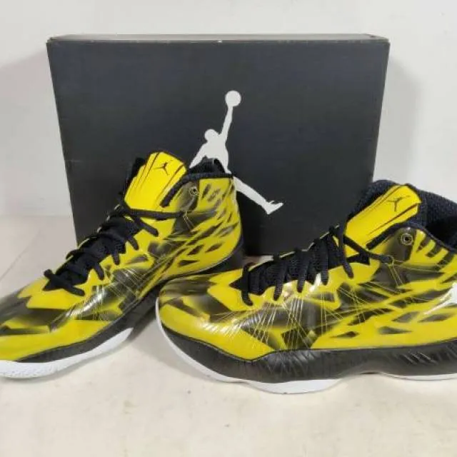 BNIB Nike Air Jordan 2012 Lite EV Speed Yellow SIZE 9 - ...