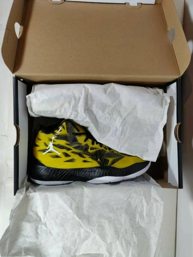 BNIB Nike Air Jordan 2012 Lite EV Speed Yellow SIZE 9 - ...