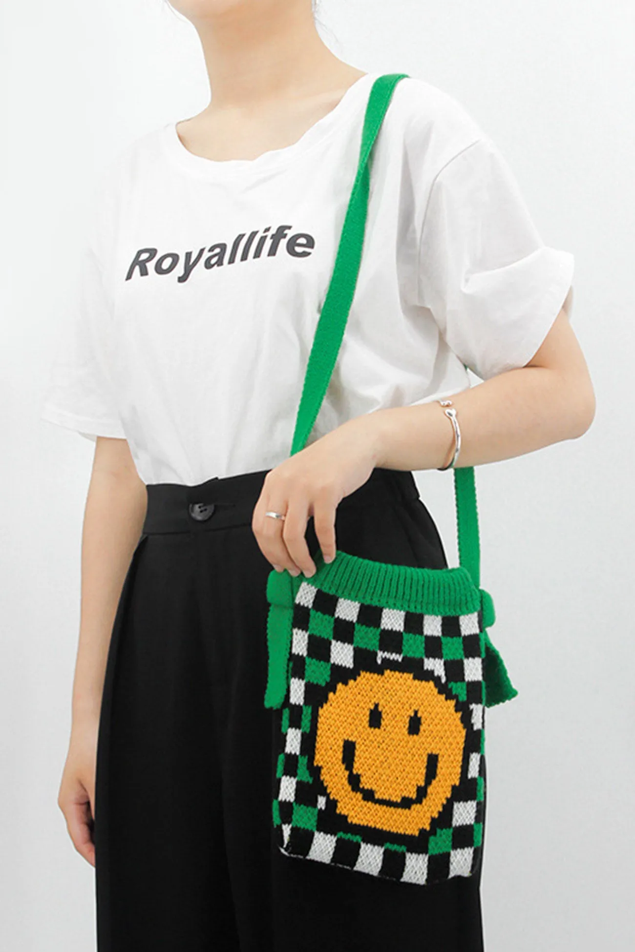 Cartoon Smiley Knitted One-Shoulder Bag