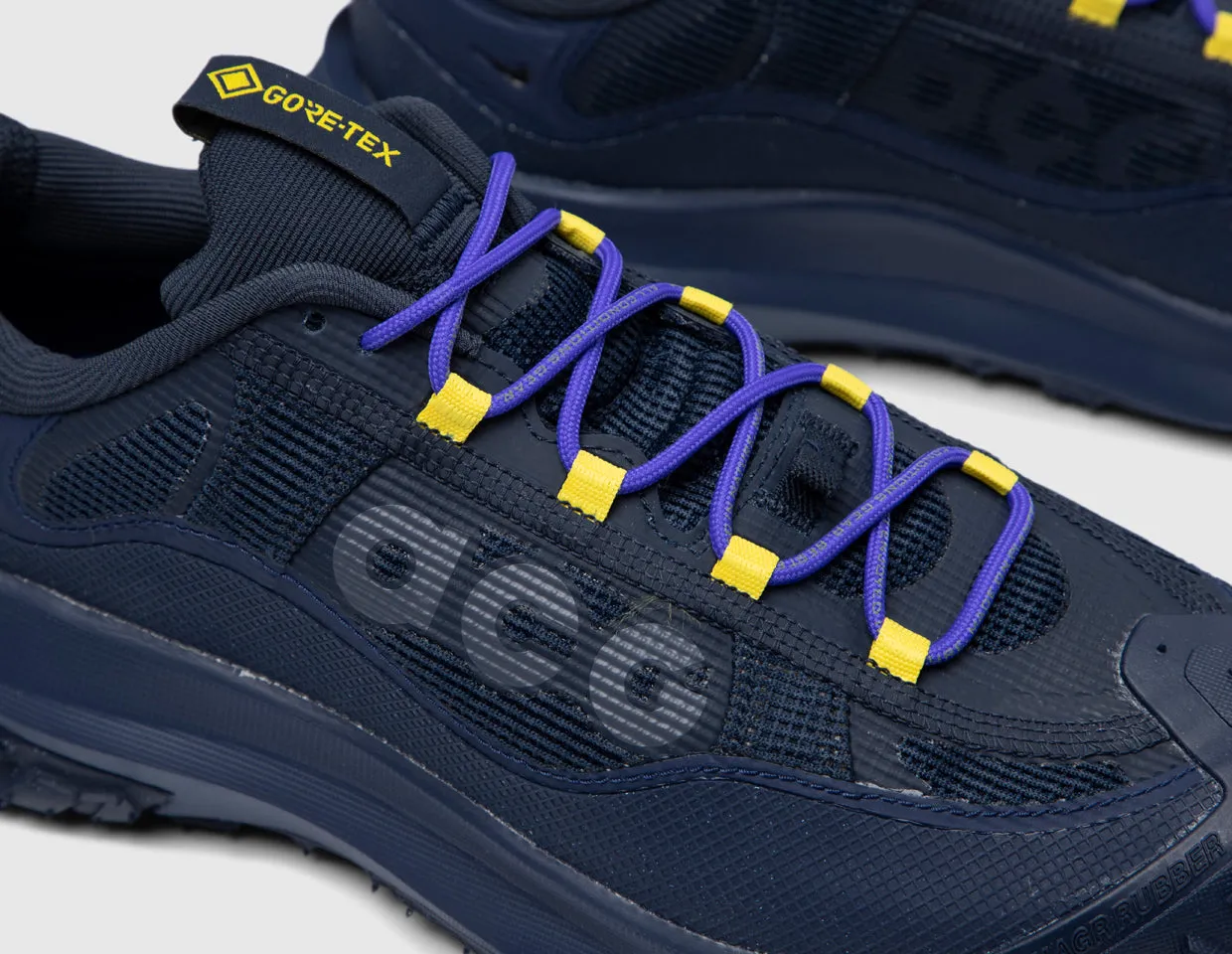 Nike ACG Mountain Fly 2 Low GORE-TEX Dark Obsidian / Wolf Grey - Navy