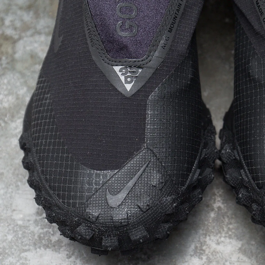 Nike Men Acg Mountain Fly Gore-Tex (black / black-dark grey)