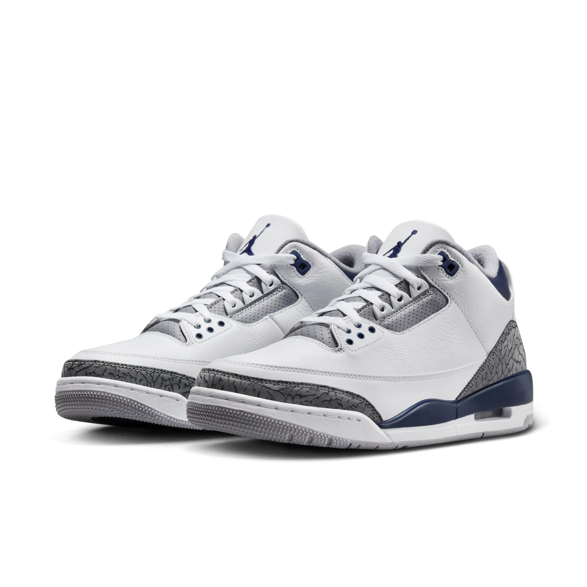 Nike  Men's Air Jordan 3 Retro CT8532-140 