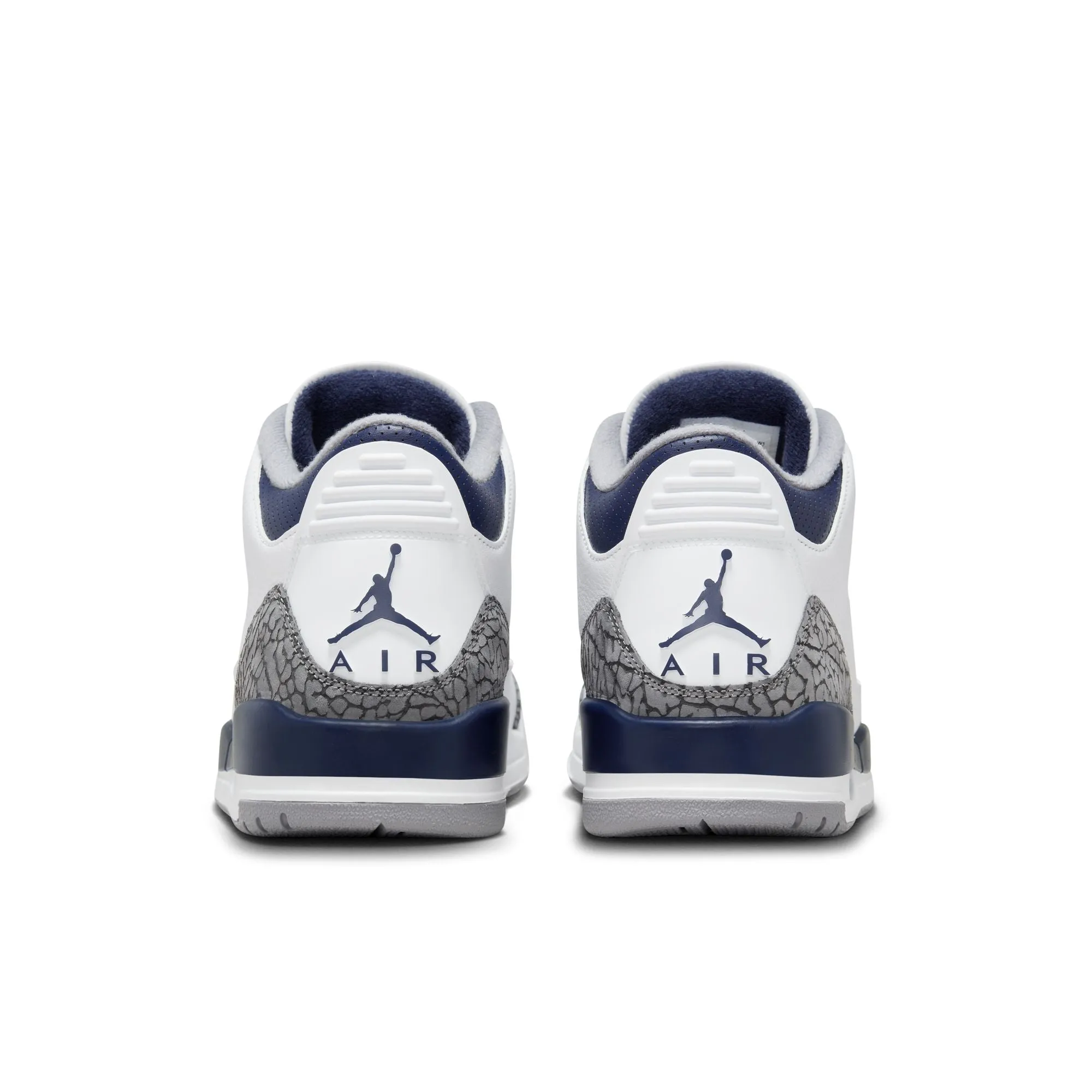 Nike  Men's Air Jordan 3 Retro CT8532-140 