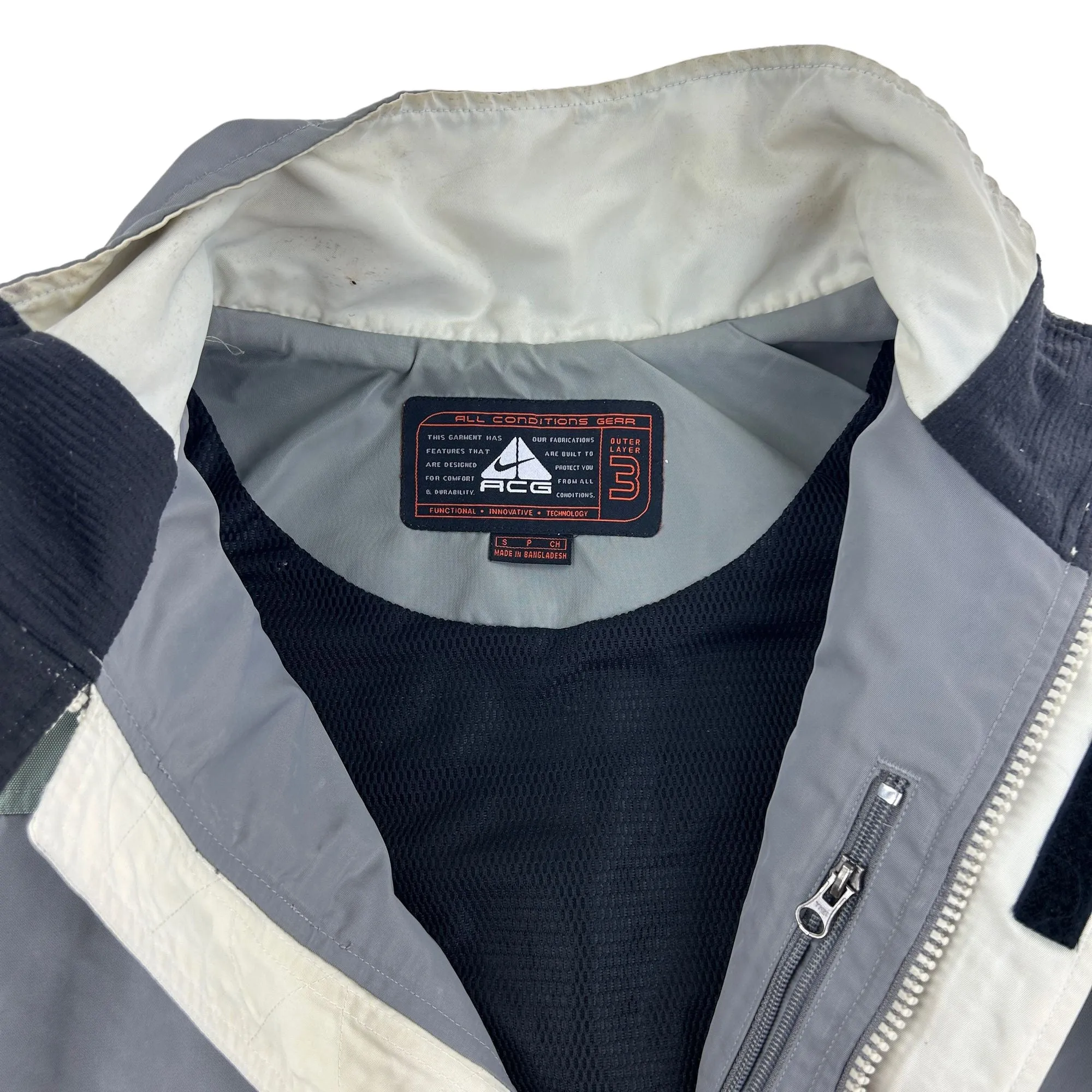 Vintage Nike ACG Pocket Jacket Grey Size XL | Second Wave Vintage